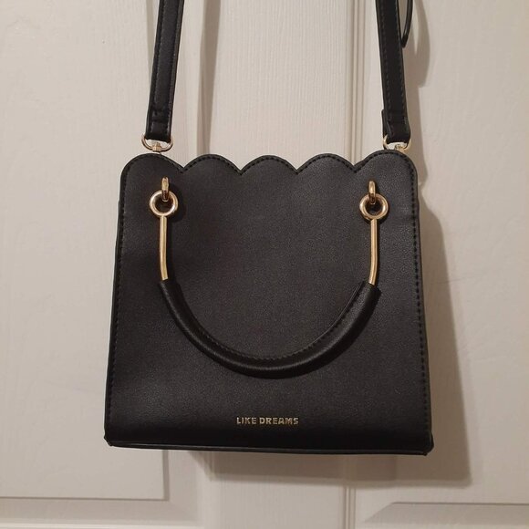 Like Dreams Scalloped Top Black Bag with Heart Charms - Picture 3 of 16